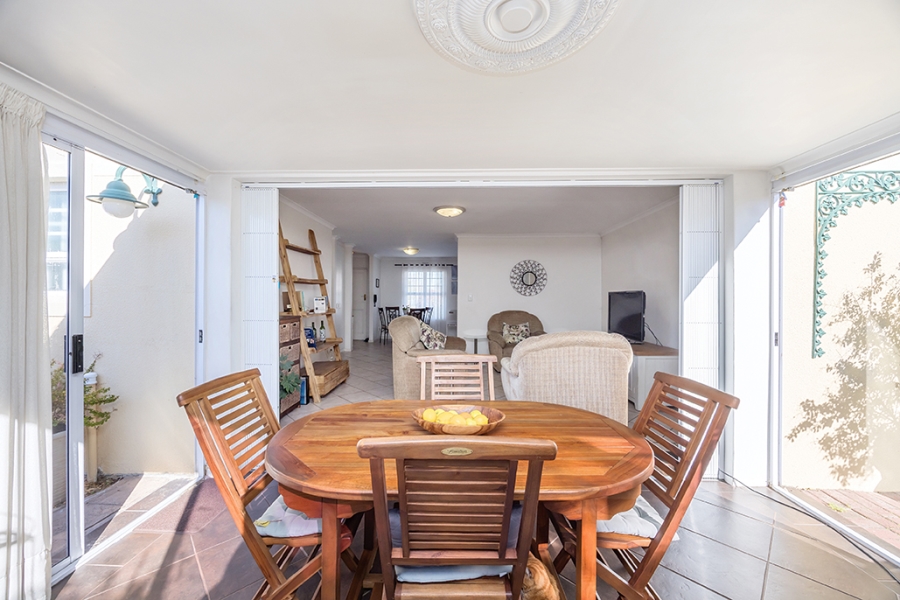 To Let 2 Bedroom Property for Rent in Sunningdale Western Cape